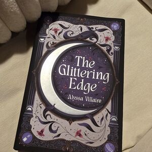 The Glittering Edge - Signed Fairyloot Edition w Sprayed Edges